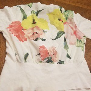 Ted Baker Size 4 Cardigan - Good Condition (Some pilling at sleeves)